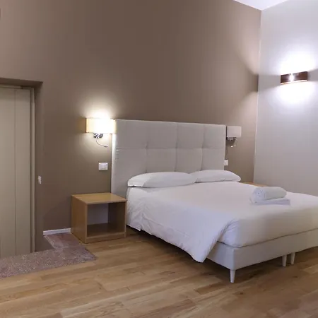 Castanea Castellum * Castellaneta